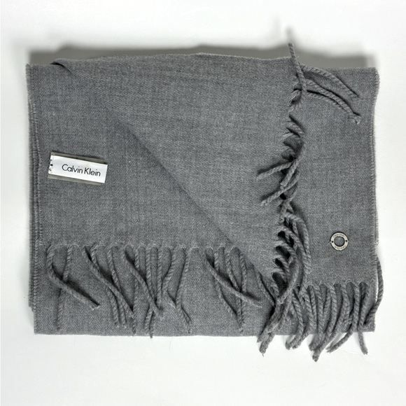 Calvin Klein Grey Fringe Scarf - Picture 1 of 5